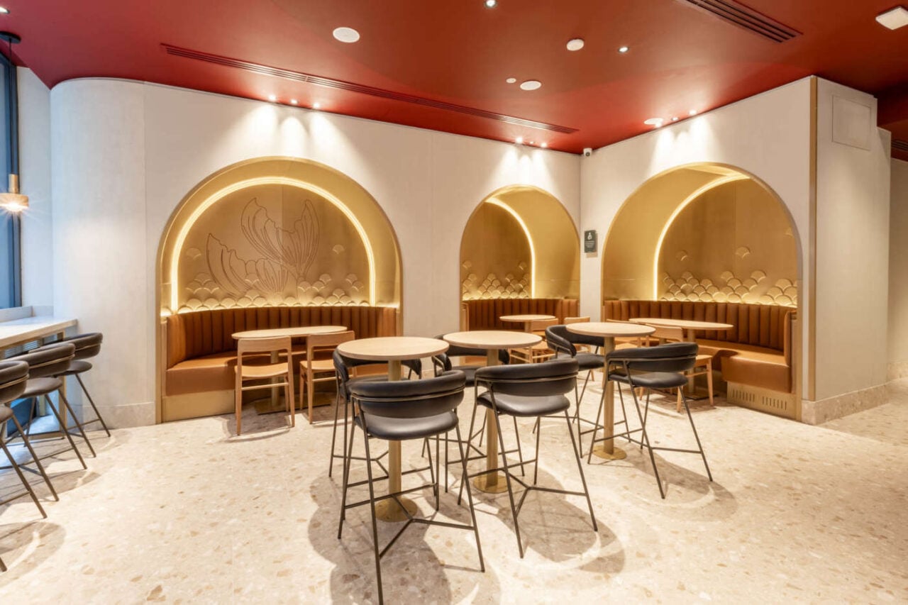 Starbucks Rizzo Take a tour of Starbucks coffeehouses in Italy