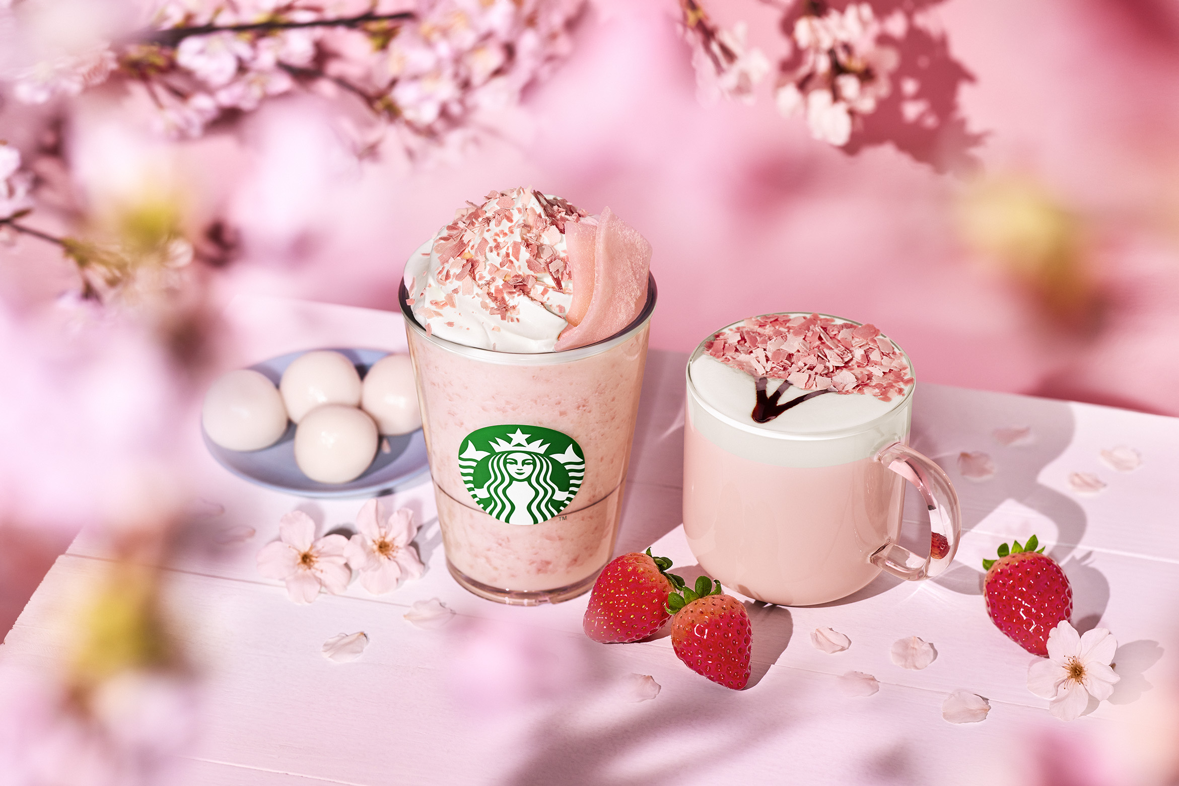 Welcome cherry blossom season with new drinks at Starbucks Japan 