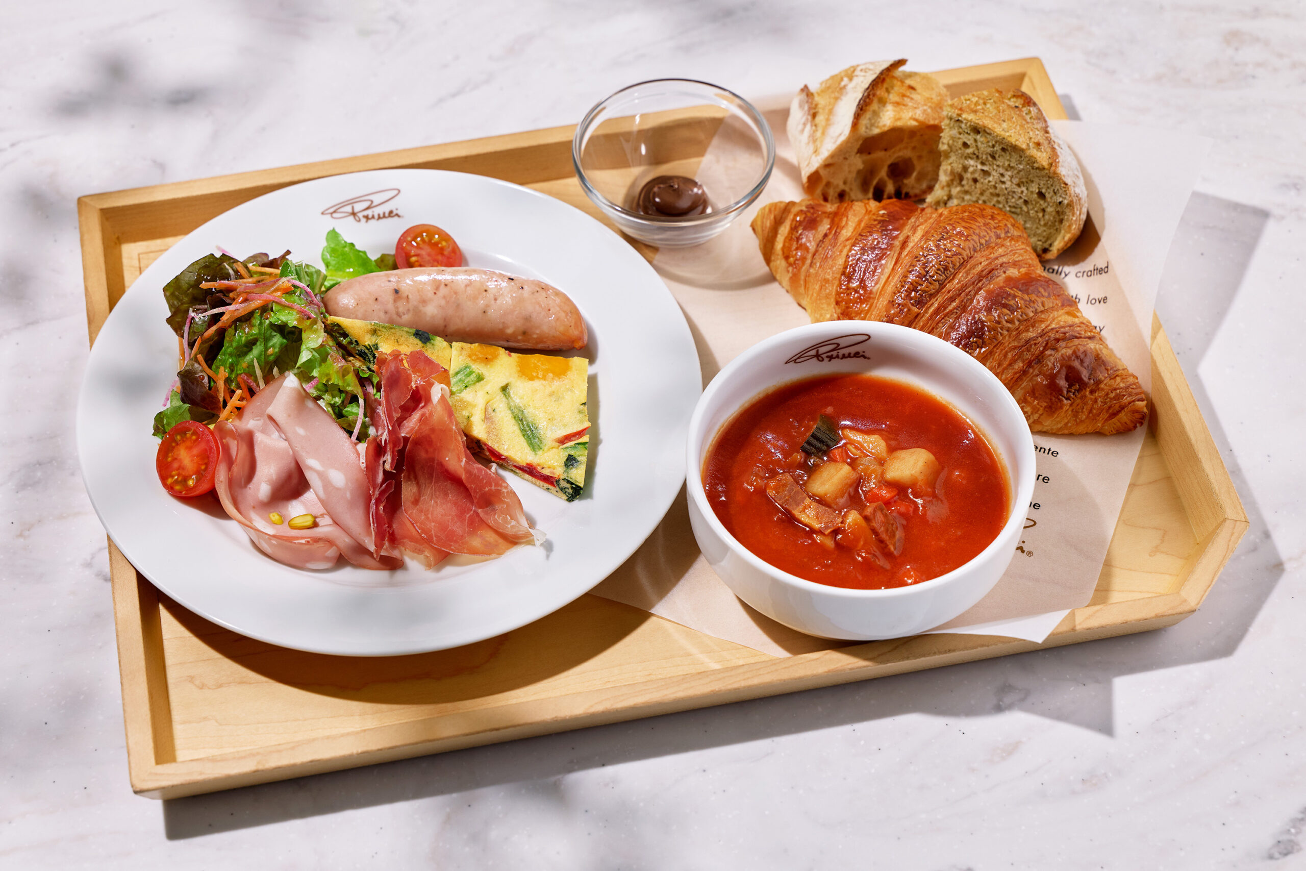 スターバックス リザーブ® ロースタリー 東京 サマーシーズンが